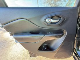 2014 Jeep Cherokee Limited Sport Utility 4d - Image 23