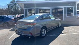 2018 Hyundai Sonata - Image 5