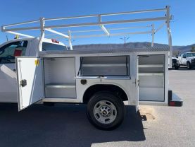 2022 CHEVROLET SILVERADO 2500 HD REGULAR CAB 8FT ROYAL SERVICE BED TRUCK SERVICE/UTILITY TRUCKS V8, 6.6 LITER WORK TRUCK PICKUP 2D 8 FT - Eddies Auto Sales
