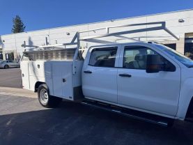 2017 Chevrolet Silverado 3500 Hd Crew Cab & Chassis - Image 7
