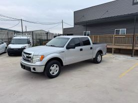 2013 FORD F150 SUPERCREW CAB PICKUP V6, FLEX FUEL, 3.7 LITER XL PICKUP 4D 5 1/2 FT at Motors On Wheels - used car dealership in Houston, Texas.