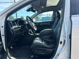 Used 2018 TOYOTA HIGHLANDER SUV V6, 3.5 LITER SE SPORT UTILITY 4D - LA Auto Star located in Virginia Beach, VA