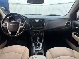 2012 CHRYSLER 200