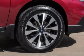 2017 SUBARU OUTBACK WAGON 4-CYL, PZEV, 2.5 LITER 2.5I LIMITED WAGON 4D