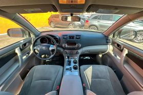 2011 TOYOTA HIGHLANDER SUV - AUTOMATIC - Gentle Carmen Auto