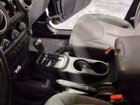 2017 JEEP WRANGLER UNLIMITED SUV V6, 3.6 LITER RUBICON SPORT UTILITY 4D