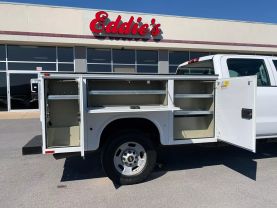 2018 CHEVROLET SILVERADO 2500 HD CREW CAB 8FT KNAPHEIDE SERVICE BED TRUCK SERVICE/UTILITY TRUCKS V8, FLEX FUEL, 6.0 LITER WORK TRUCK PICKUP 4D 8 FT - Eddies Auto Sales