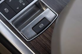 2016 Land Rover Range Rover Sport - Image 39