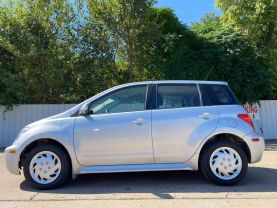 2004 SCION XA HATCHBACK 4-CYL, 1.5 LITER HATCHBACK 4D