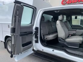 2019 FORD F350 SUPER DUTY SUPER CAB 8FT READING ENCLOSED SERVICE BED TRUCK SERVICE/UTILITY TRUCKS V8, 6.2 LITER XL PICKUP 4D 8 FT - Eddies Auto Sales