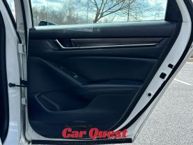 2018 Honda Accord Hybrid - Image 16
