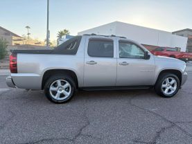 2007 CHEVROLET AVALANCHE SUV V8, FFV, 5.3 LITER LS SPORT UTILITY PICKUP 4D 5 1/4 FT at The One Autosales Inc in Phoenix , AZ 85022  33.60461470880989, -112.03641575767358