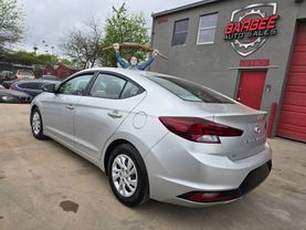 2020 Hyundai Elantra - Image 11
