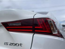 2016 Lexus Is - Image 35