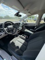 2023 CHRYSLER VOYAGER