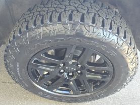 2021 Chevrolet Silverado 1500 Crew Cabcustom Trail Boss Pickup 4d 5 3/4 Ft - Image 29