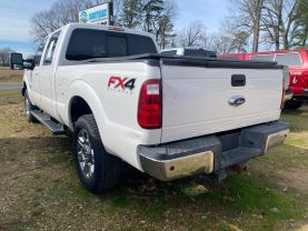 2015 FORD F250 SUPER DUTY CREW CAB PICKUP V8, TURBO DSL, 6.7L LARIAT PICKUP 4D 6 3/4 FT