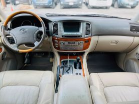 2004 LEXUS LX