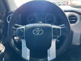 2017 TOYOTA TUNDRA CREWMAX