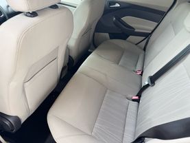2015 FORD FOCUS SEDAN 4-CYL, FLEX FUEL, 2.0L SE SEDAN 4D