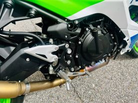 2024 KAWASAKI EX500JRFBL NINJA 500 SE 40TH ANNIVERSARY SPORTBIKES - -