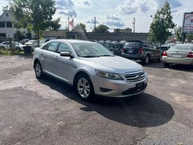 2011 Ford Taurus - Image 4