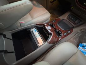 2006 TOYOTA SEQUOIA SUV V8, 4.7 LITER LIMITED SPORT UTILITY 4D