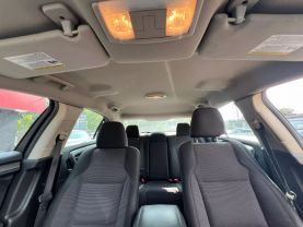 2011 Ford Taurus - Image 11