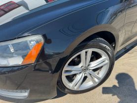 2015 VOLKSWAGEN PASSAT SEDAN 4-CYL, TURBO DSL, 2.0L TDI SE SEDAN 4D