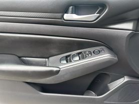 2022 Nissan Altima 2.5 S Sedan 4d - Image 16
