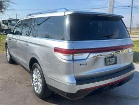 2022 Lincoln Navigator L Standard Sport Utility 4d - Image 5