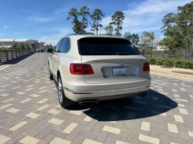 2017 BENTLEY BENTAYGA SUV W12, TWIN TURBO, 6.0 LITER W12 SPORT UTILITY 4D