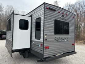 2024 COACHMEN CATALINA SUMMIT 8 RV - 231MKS at T&T Repairables - used car dealership in Spencer, Indiana.