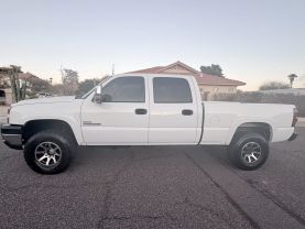 2005 CHEVROLET SILVERADO 2500 HD CREW CAB PICKUP V8, 6.6L TURBO DSL LS PICKUP 4D 8 FT at The One Autosales Inc in Phoenix , AZ 85022  33.60461470880989, -112.03641575767358