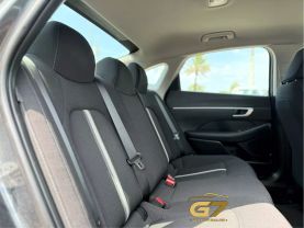 2023 Hyundai Sonata - Image 13