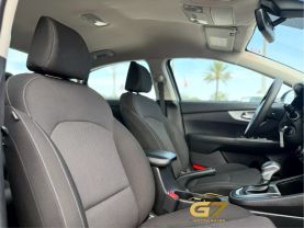 2023 Kia Forte - Image 10