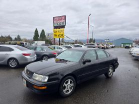 1997 Toyota Avalon - Image 1