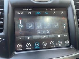 2017 CHRYSLER 300 SEDAN V6, 3.6 LITER 300C SEDAN 4D