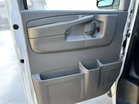 2014 CHEVROLET EXPRESS 2500 CARGO CARGO V8, VORTEC, 4.8 LITER VAN 3D