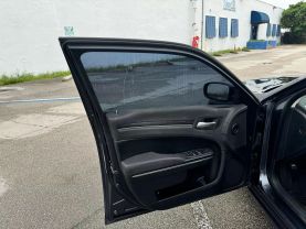 2017 CHRYSLER 300 SEDAN V6, 3.6 LITER 300 LIMITED SEDAN 4D