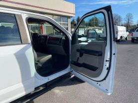 2019 FORD F350 SUPER DUTY CREW CAB 8FT KNAPHEIDE SERVICE BED TRUCK SERVICE/UTILITY TRUCKS V8, 6.2 LITER XL 4D - Eddies Auto Sales