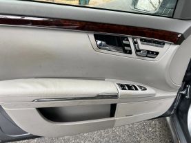 2013 MERCEDES-BENZ S-CLASS SEDAN V8, TWIN TURBO, 4.6L S 550 SEDAN 4D