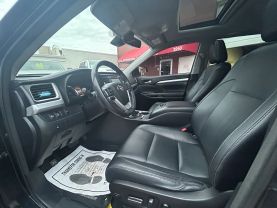 2017 TOYOTA HIGHLANDER SUV V6, 3.5 LITER XLE SPORT UTILITY 4D