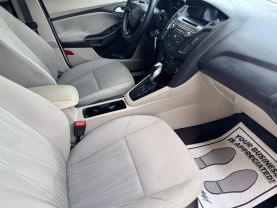 2015 FORD FOCUS SEDAN 4-CYL, FLEX FUEL, 2.0L SE SEDAN 4D