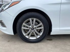 2017 HYUNDAI SONATA SEDAN 4-CYL, PZEV, 2.4 LITER SE SEDAN 4D at Motors On Wheels - used car dealership in Houston, Texas.