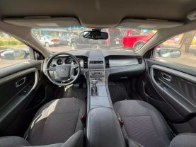 2011 Ford Taurus - Image 14