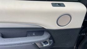2020 Land Rover Discovery - Image 18