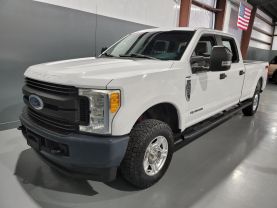 2017 Ford F250 Super Duty Crew Cab - - Image 7