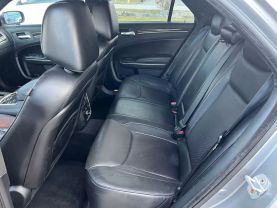 2013 CHRYSLER 300 SEDAN V8, HEMI, 5.7 LITER 300C SEDAN 4D