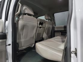 2017 Ford F250 Super Duty Crew Cab - - Image 14